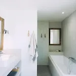 Дом отдыха Domaine L'ermitage 5 * Au Coeur Des Terres Basquo-landaises *